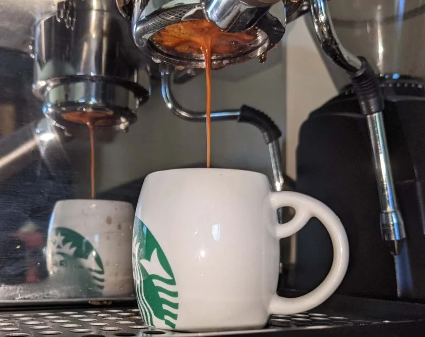 https://brewespressocoffee.com/wp-content/uploads/2022/01/Pulling-Espresso-with-Volcanica-Espresso-Beans-e1645638985432-840x666.jpg.webp