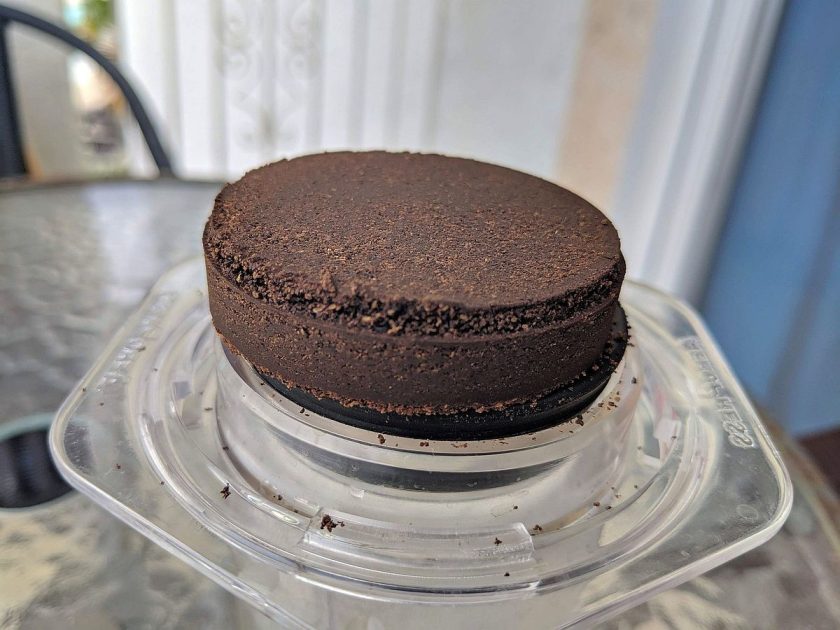 aeropress spent coffee grounds puck